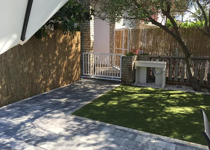 Apartament With Private Pool