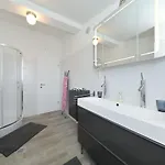With Private Pool Appartement Sukošan