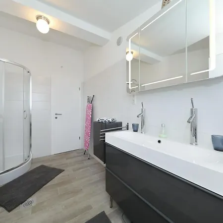 With Private Pool Apartman Sukosan
